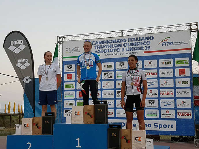 podium femmes U23